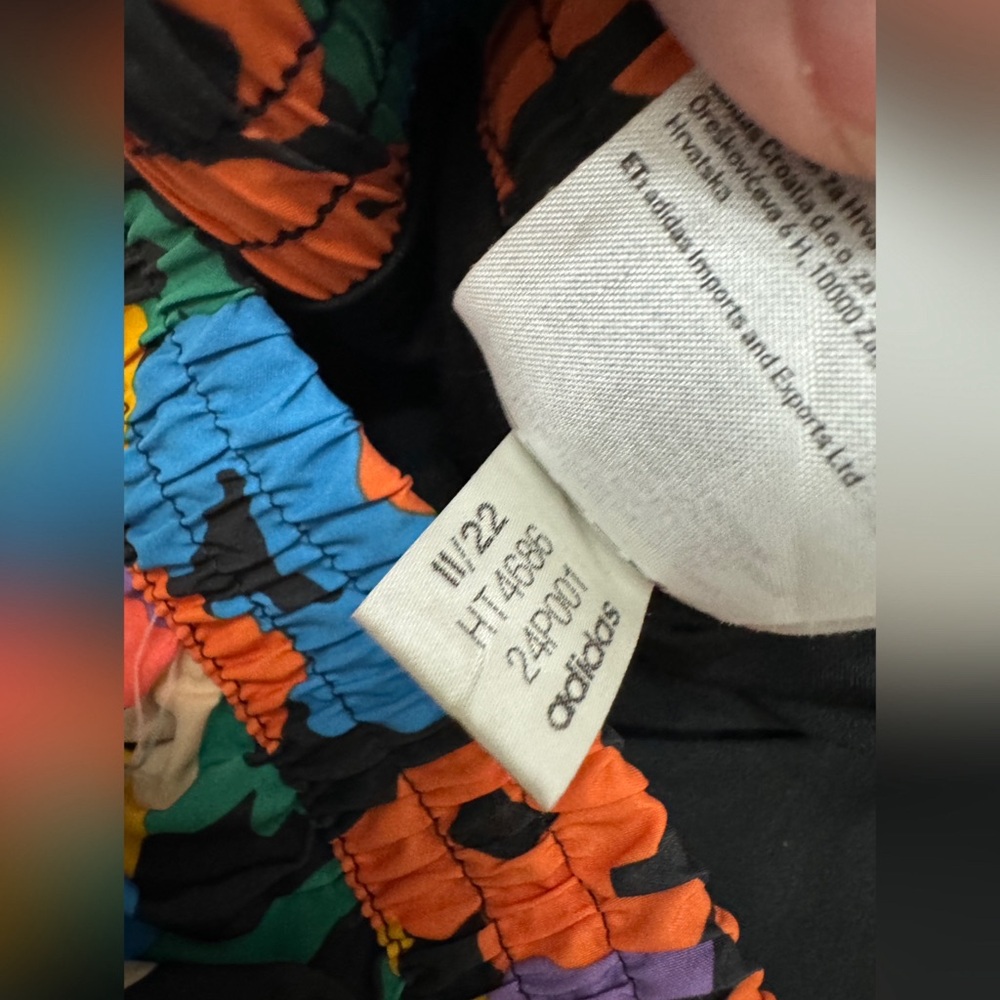 Adidas Sportswear Shorts – Graphic Retro Print - S - Picture 12 of 16